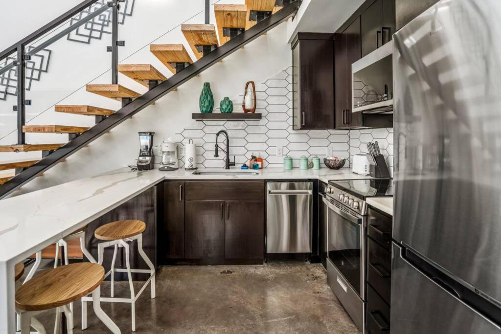 Quantum Tiny Loft At East End Revitalized Хьюстон Экстерьер фото